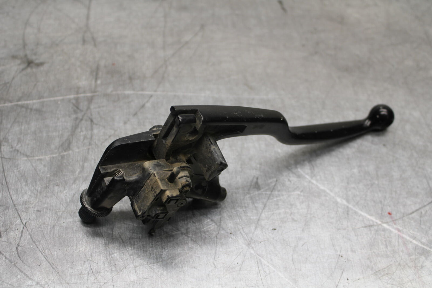 19-22 KAWASAKI Z400 CLUTCH PERCH MOUNT WITH LEVER BB708