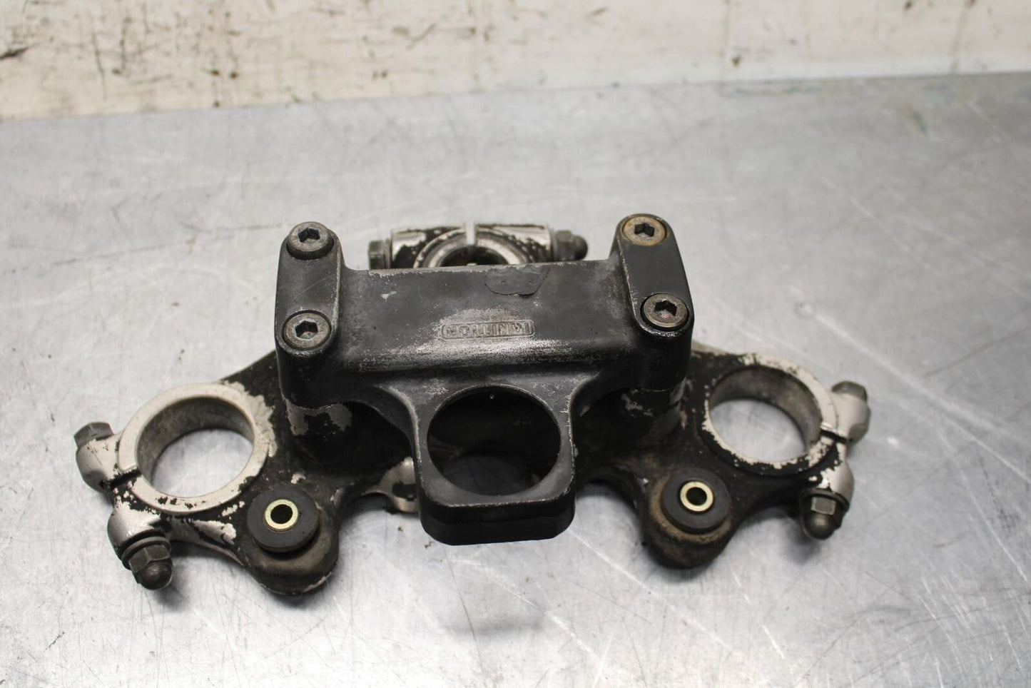 1979 Yamaha XS1100 FORKS UPPER TRIPLE TREE CLAMP BB572