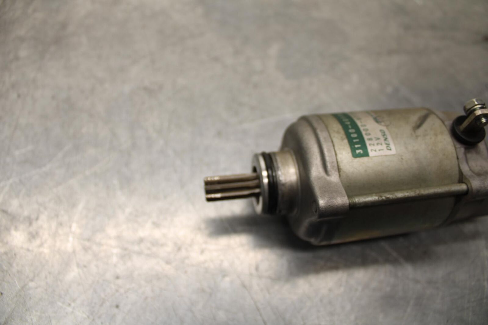 01 SUZUKI GSXR1000 ENGINE STARTING STARTER MOTOR -DC 12V 1100-40F00 BB100