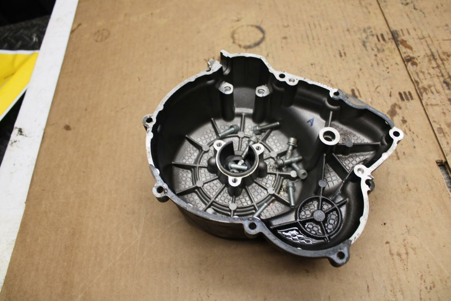 14-20 HARLEY-DAVIDSON STREET 500 STATOR MAGNETO ALTERNATOR GENERATOR COVER BB381