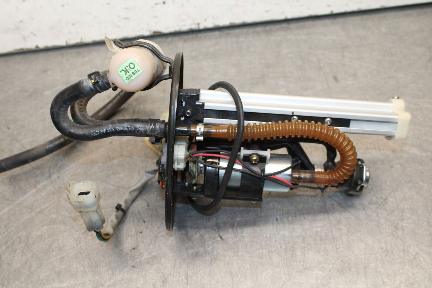 16-24 KTM 390 RC FUEL PUMP GAS PETROL SENDER UNIT BB648