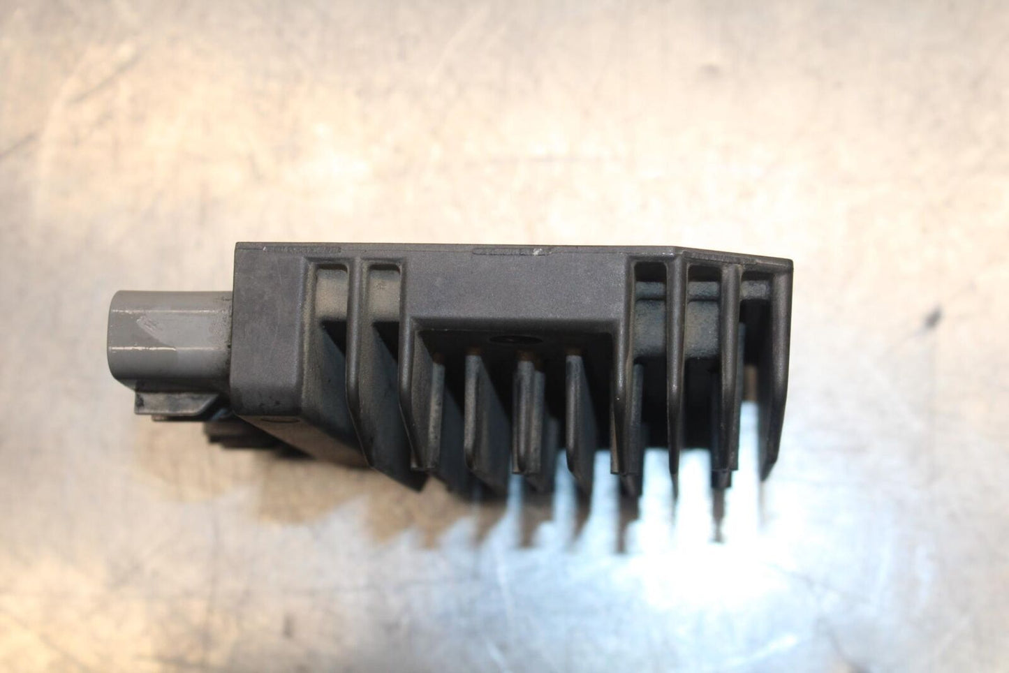 2016 BMW S1000R ABS RECTIFIER VOLTAGE REGULATOR BB604