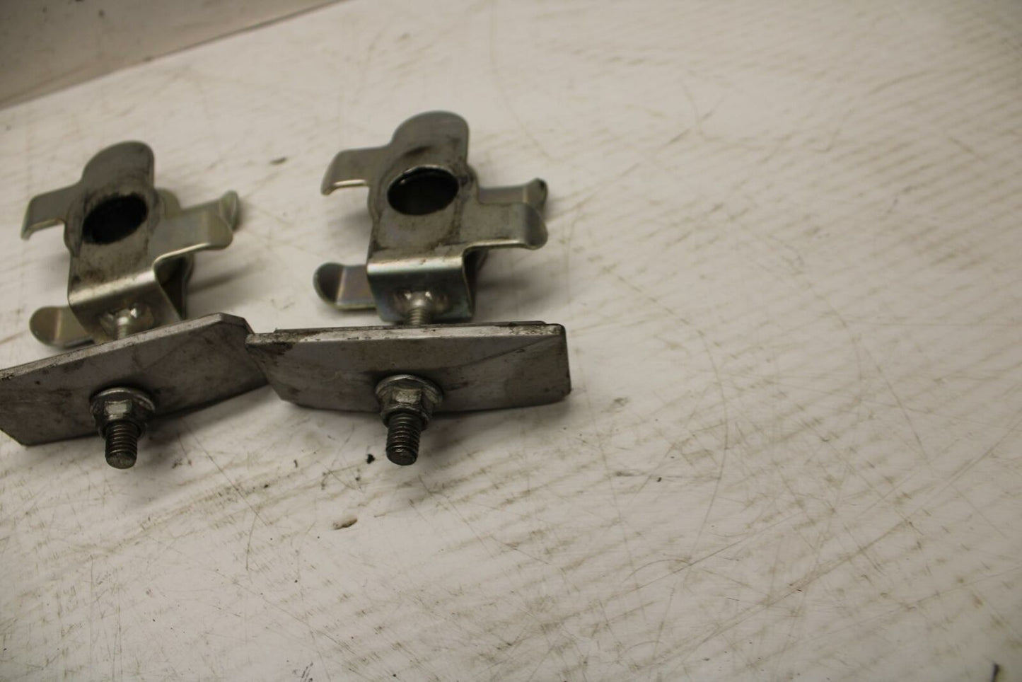 03-11 SUZUKI SV650A SWINGARM CHAIN TENSIONER ADJUSTMENT BRACKETS BB290