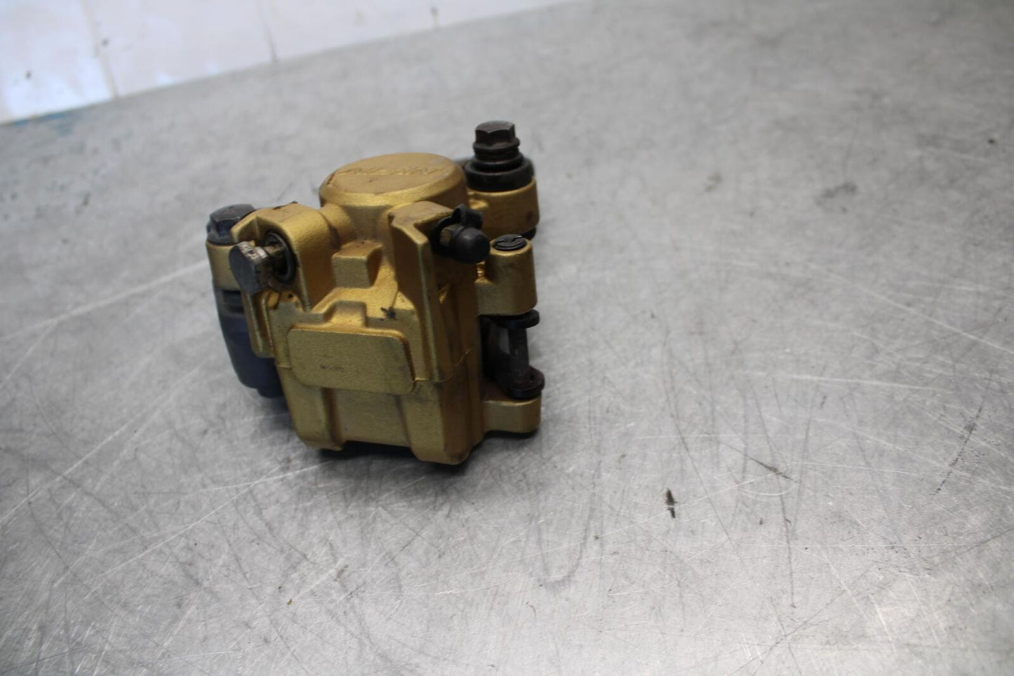 2006 Triumph Daytona 675 Triple REAR BACK BRAKE CALIPER W MOUNT BRACKET BB434