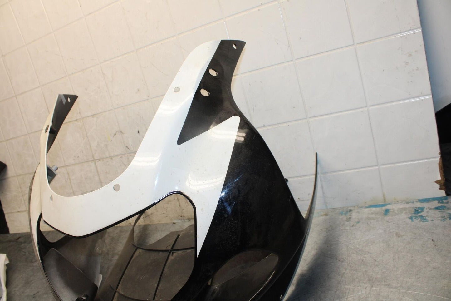 2003 Suzuki GSXR750 AFTERMARKET FRONT UPPER NOSE FAIRING COWL SHROUD BB537