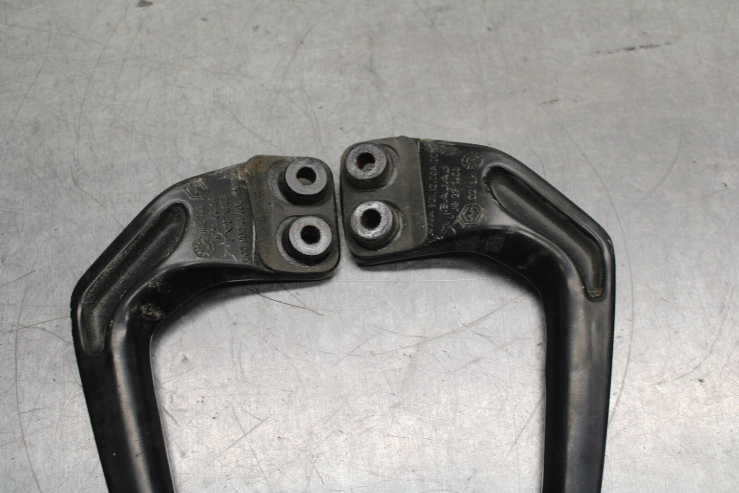 13-16 KTM 390 DUKE PASSENGER REAR SEAT GRAB BAR HANDLE SET BB748