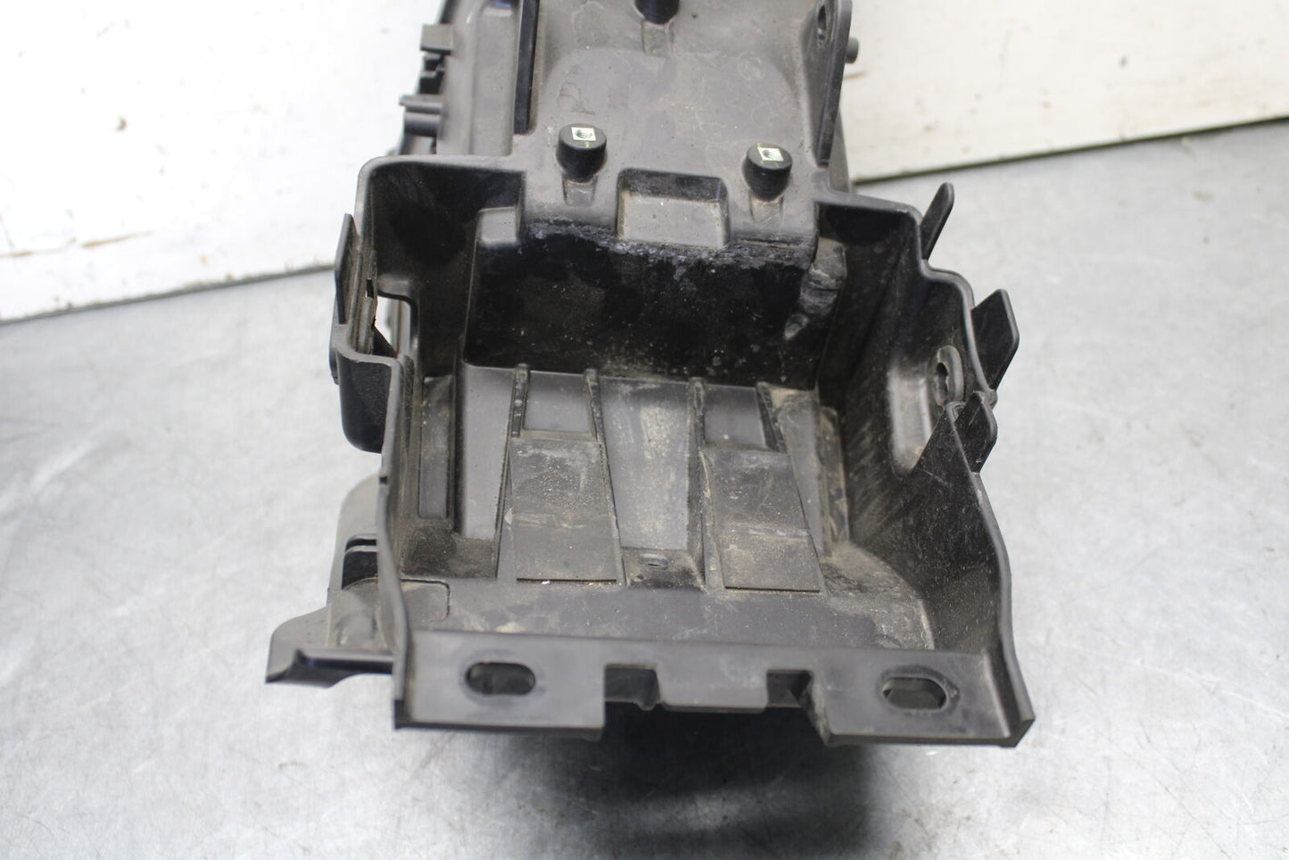 19-21 TRIUMPH SPEED TWIN 1200 AIRBOX AIR INTAKE FILTER BOX BB653