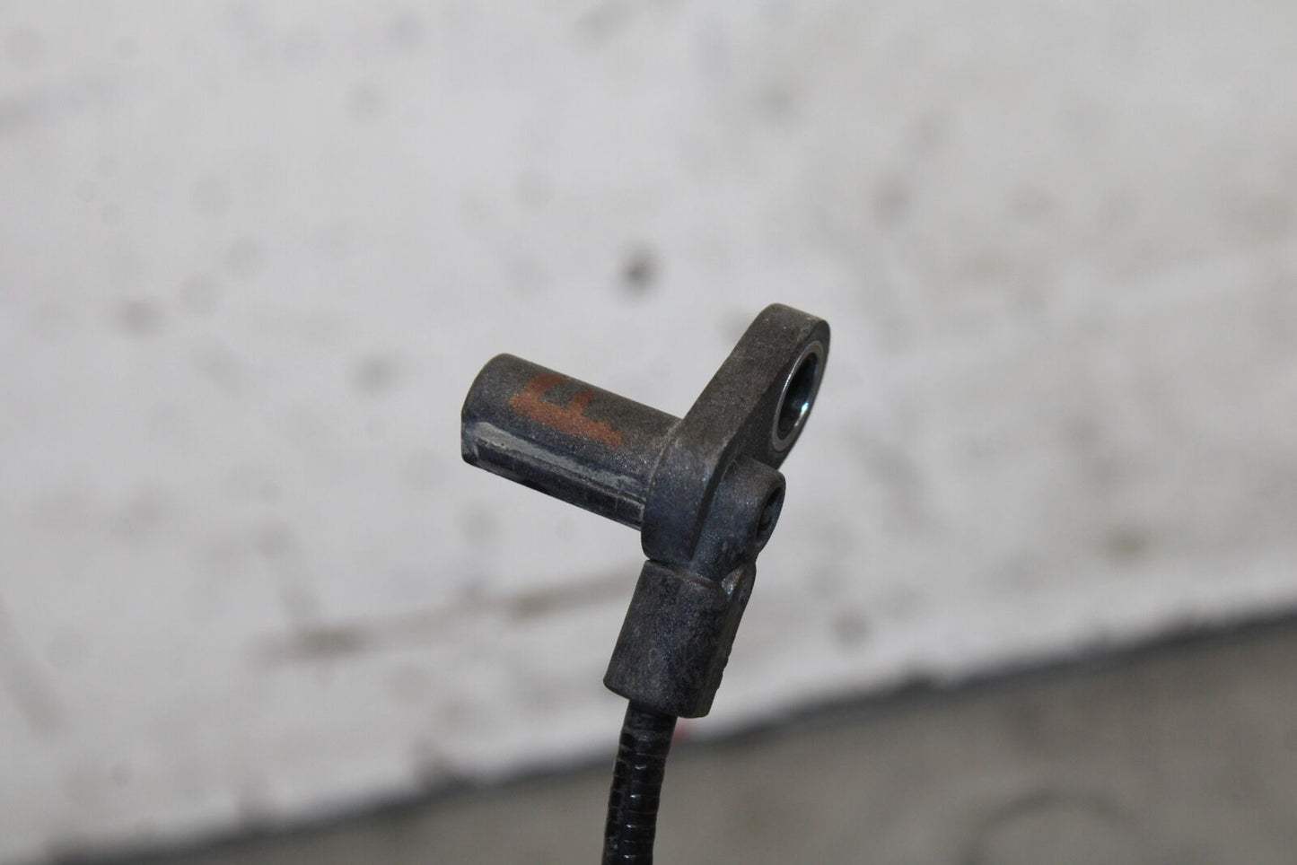 19-22 KAWASAKI Z400 FRONT ABS BRAKE SENSOR BB708