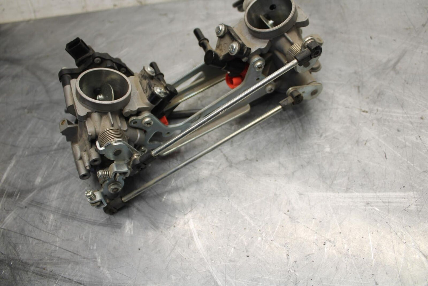 2017 Suzuki SV650X SV650AL7 ABS MAIN FUEL INJECTORS / THROTTLE BODIES BB511