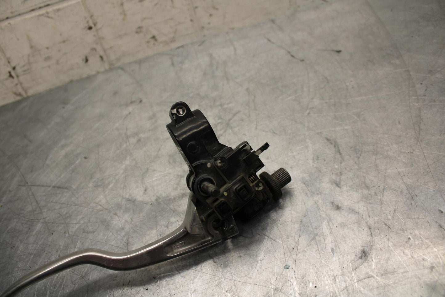 17 KAWASAKI VERSYS_X 300 CLUTCH PERCH MOUNT WITH LEVER BB504