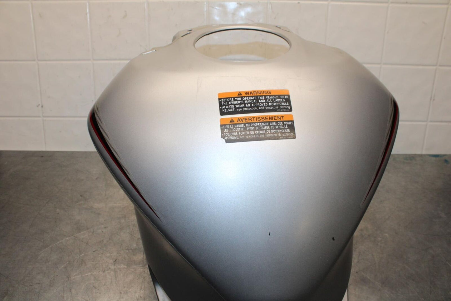 19-21 YAMAHA YZF R3 GAS TANK FUEL CELL COVER FAIRING COWL BS7-XF41D-00-P4 BB588