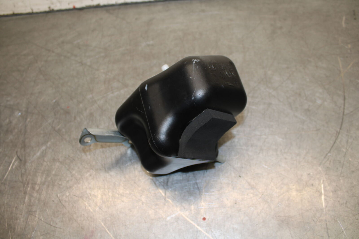 09-11 DUCATI STREETFIGHTER COOLANT WATER TANK RESERVOIR BOTTLE BB705