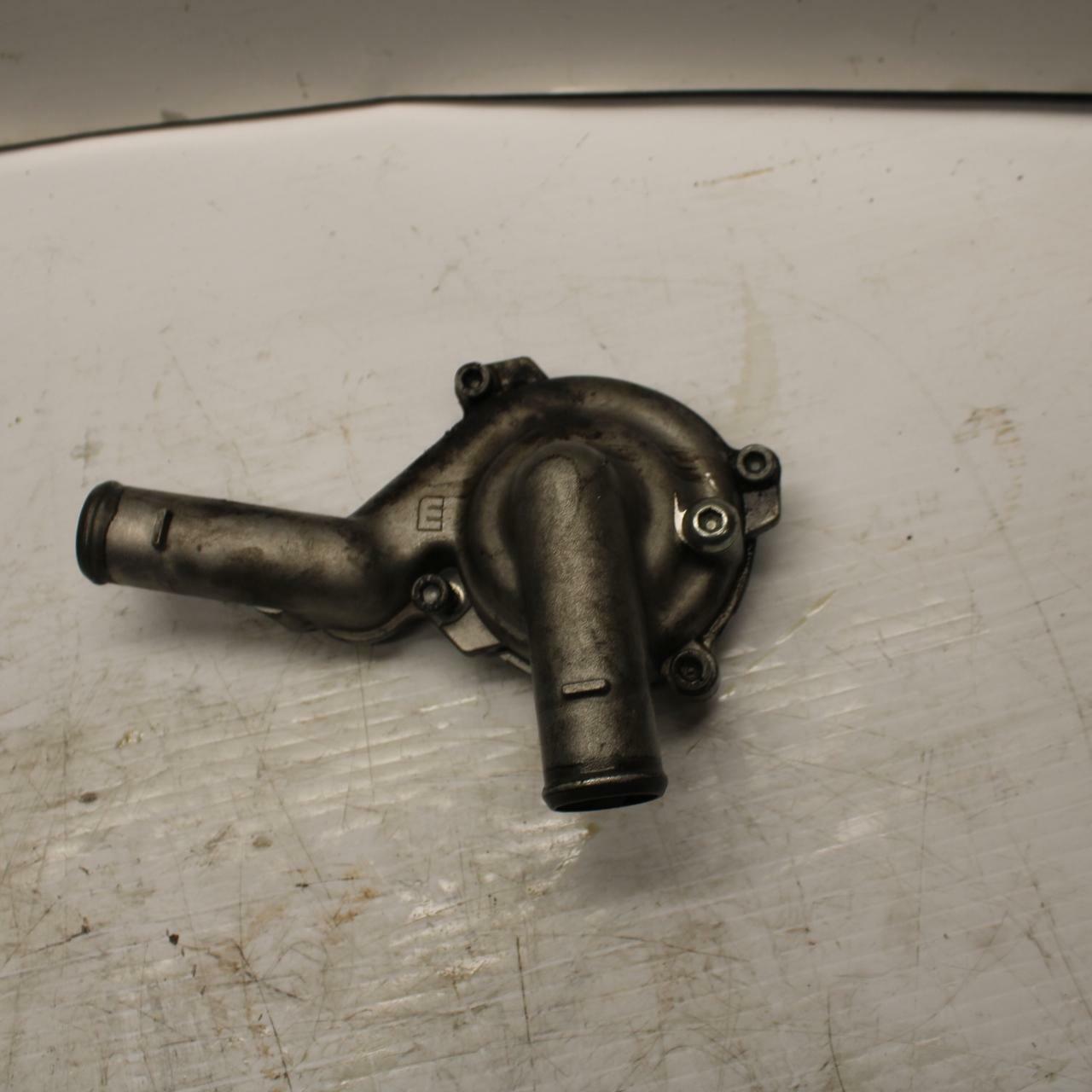10-11 APRILIA RSV4 ENGINE WATER COOLANT PUMP COVER BB268