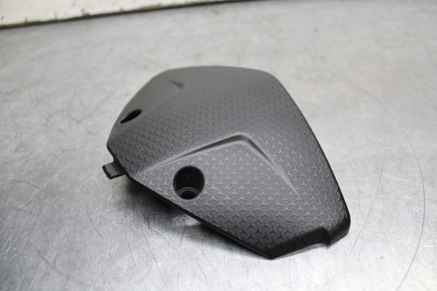 21-24 APRILIA TUONO 660 FACTORY SPEEDO CLUSTER TRIM COVER BB733