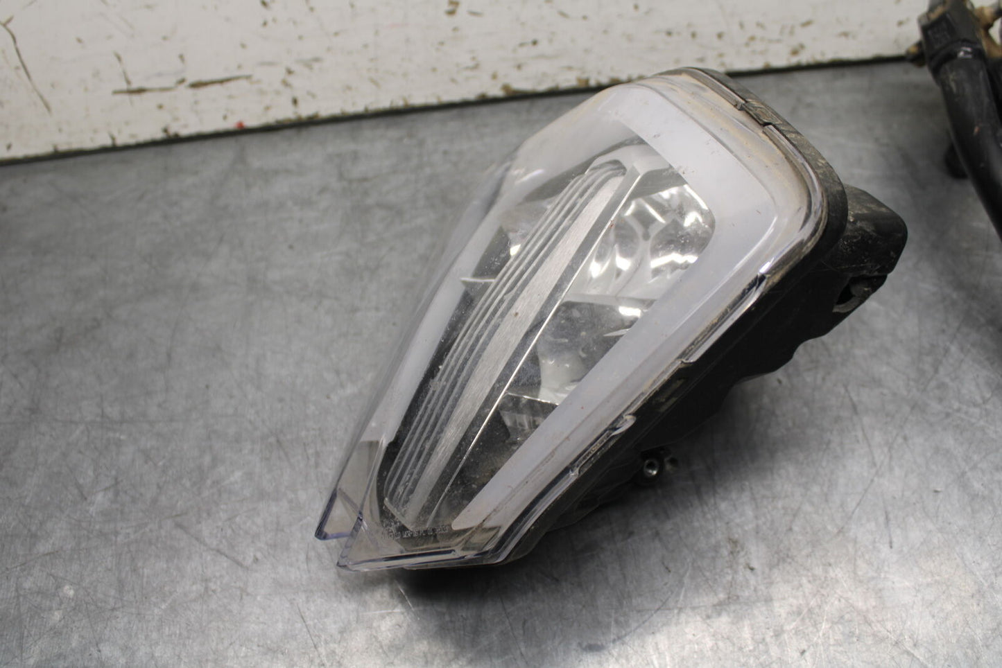 21-24 KTM 890 ADVENTURE R FRONT HEADLIGHT HEAD LIGHT LAMP BB723