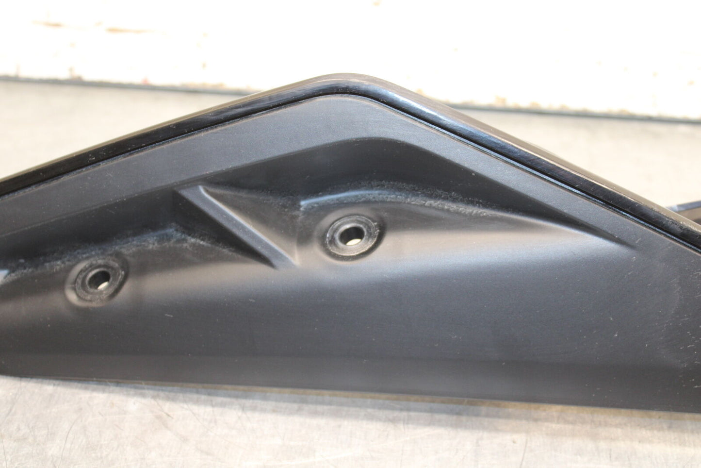 17-24 KTM 390 DUKE RIGHT REAR BACK TAIL FAIRING COWL SHROUD BB734