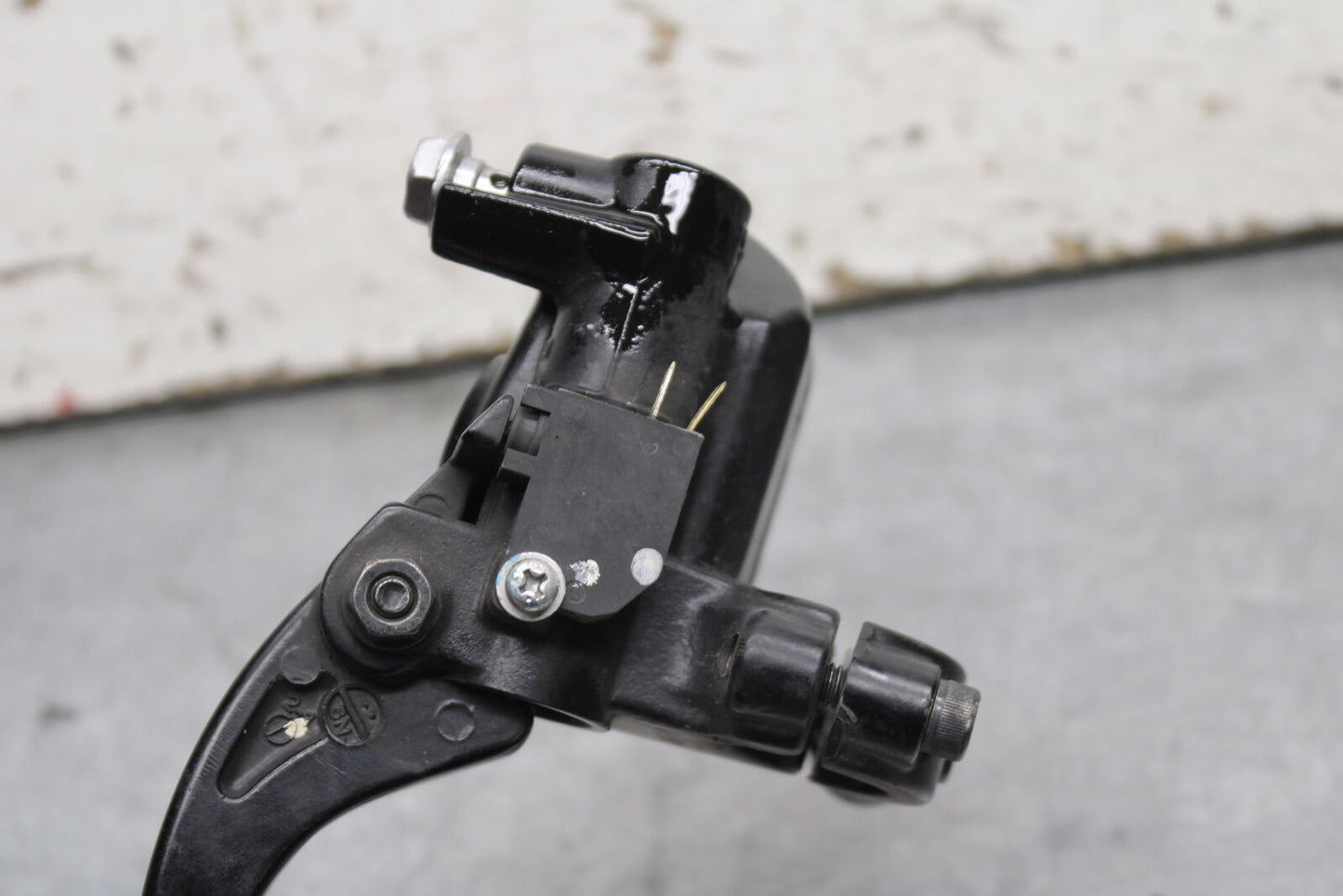 19-22 KAWASAKI Z400 FRONT BRAKE MASTER CYLINDER w/ LEVER BB738
