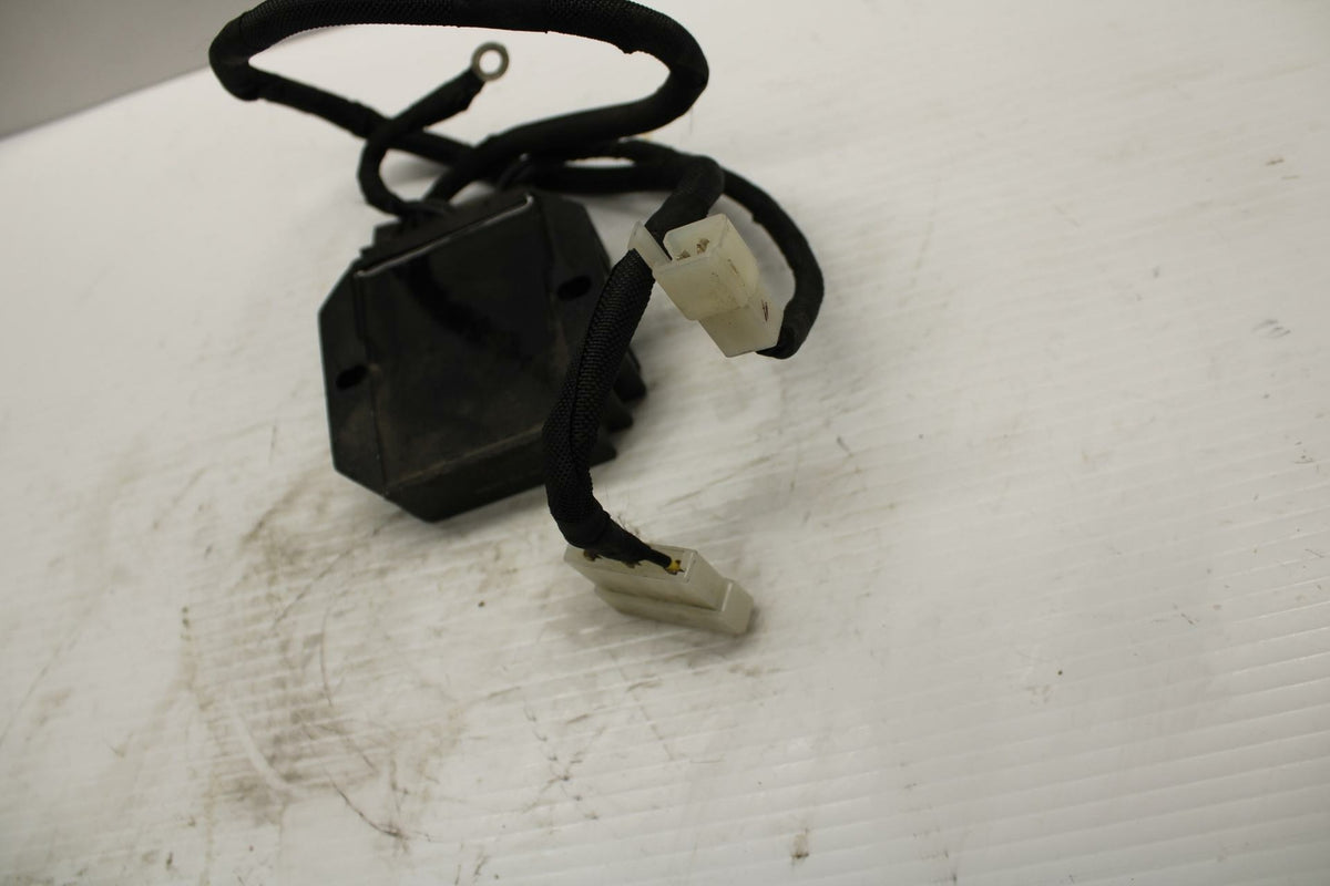 18-20 HUSQVARNA VITPILEN 401 RECTIFIER VOLTAGE REGULATOR BB248
