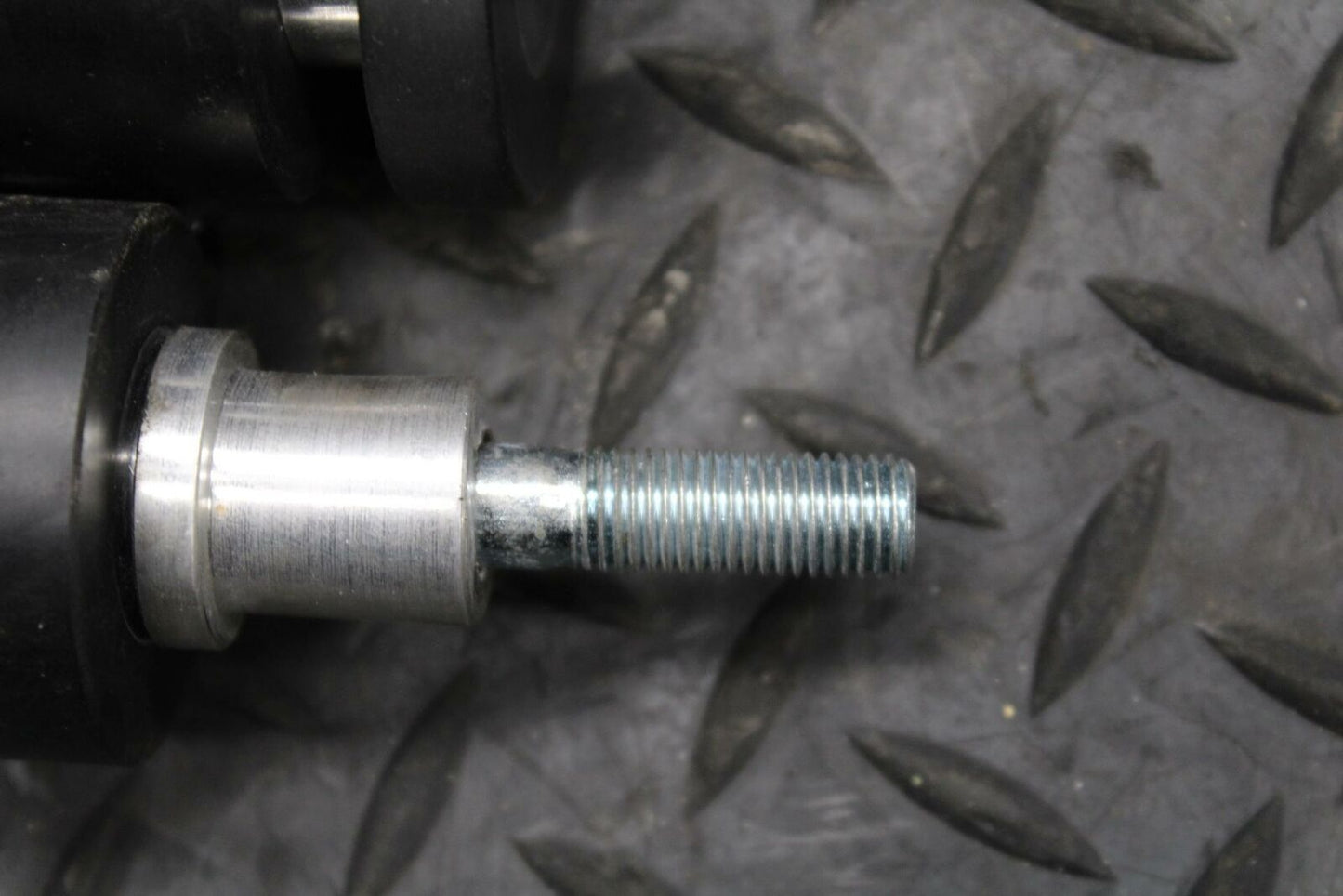 05 YAMAHA YZF R6S FRAME SLIDERS SET