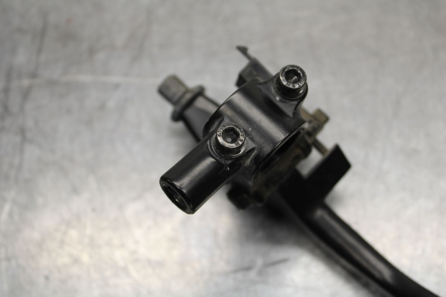 19-22 KAWASAKI Z400 CLUTCH PERCH MOUNT WITH LEVER BB708