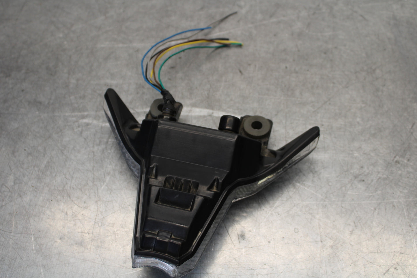 16 KAWASAKI NINJA ZX10R REAR TAIL TAILLIGHT BACK BRAKE LIGHT 23025-0332 BB650