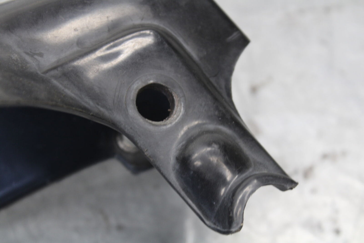 01-06 TRIUMPH TIGER 955I LEFT HANDLEBARS GUARD BB693
