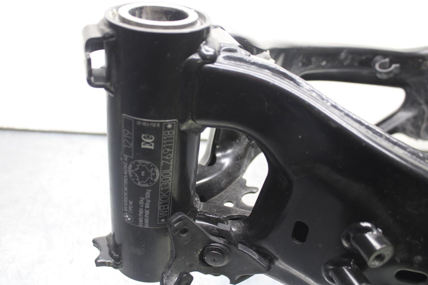 20-23 BMW F900R FRAME CHASSIS BB603