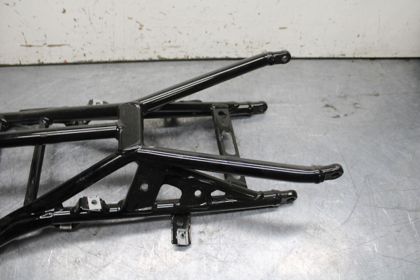 08-10 DUCATI 848 REAR SUBFRAME BACK SUB FRAME BB705