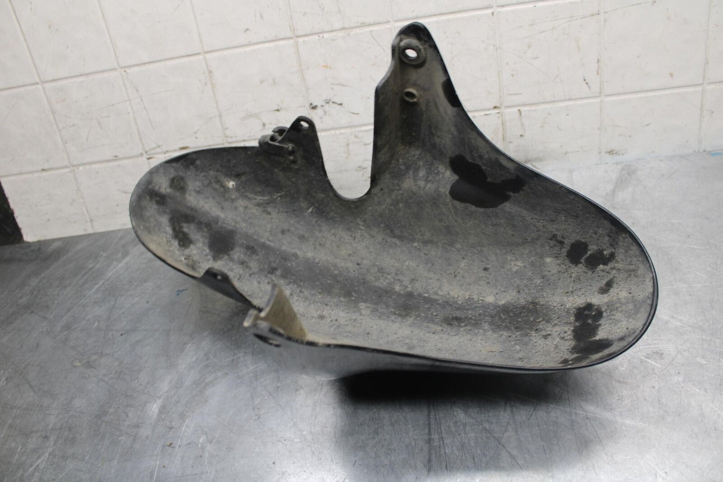 1998 Suzuki TL1000S FRONT WHEEL FENDER COWL FAIRING BB508