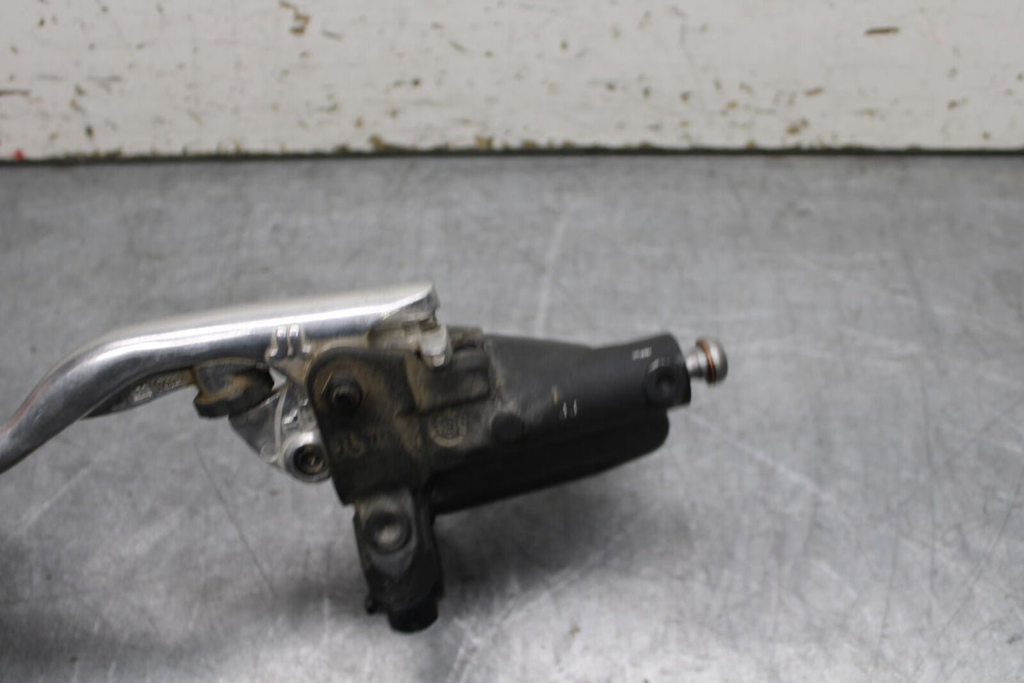 21-24 KTM 890 ADVENTURE R FRONT BRAKE MASTER CYLINDER w/ LEVER BB723