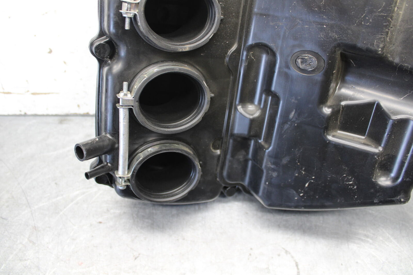 13-18 KAWASAKI NINJA ZX6R AIRBOX AIR INTAKE FILTER BOX BB682