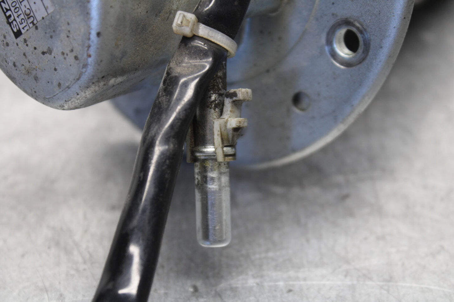 04-05 SUZUKI GSXR600 FUEL PUMP GAS PETROL SENDER UNIT 15100-29G00 BB658