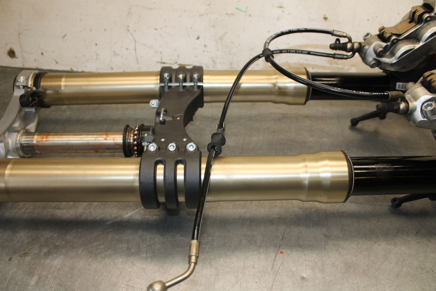 12-15 DUCATI 1199 PANIGALE COMPLETE FRONT END FORKS SUSPENSION TRIPLE BB705
