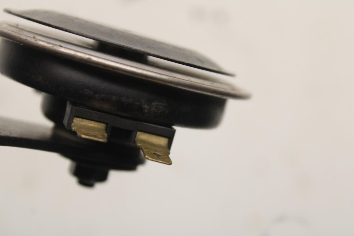 2011 Suzuki GSXR1000 HORN SIGNAL 38500-47H00 BB96