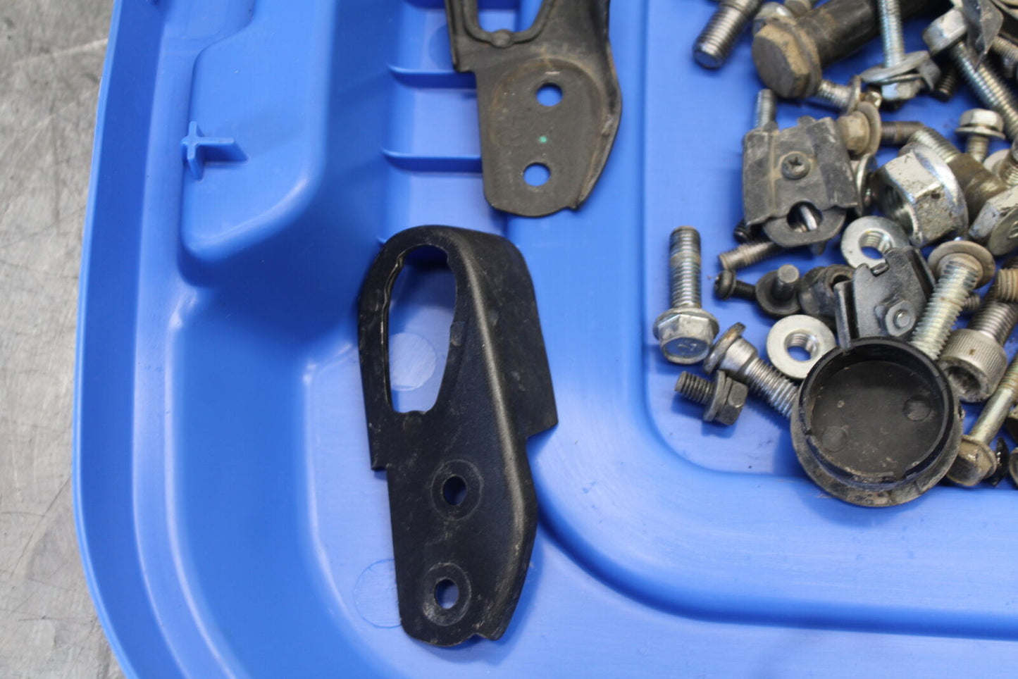 08-18 KAWASAKI KLR650 ENGINE MOUNTING BOLTS HARDWARE MOTOR SCREWS BB707