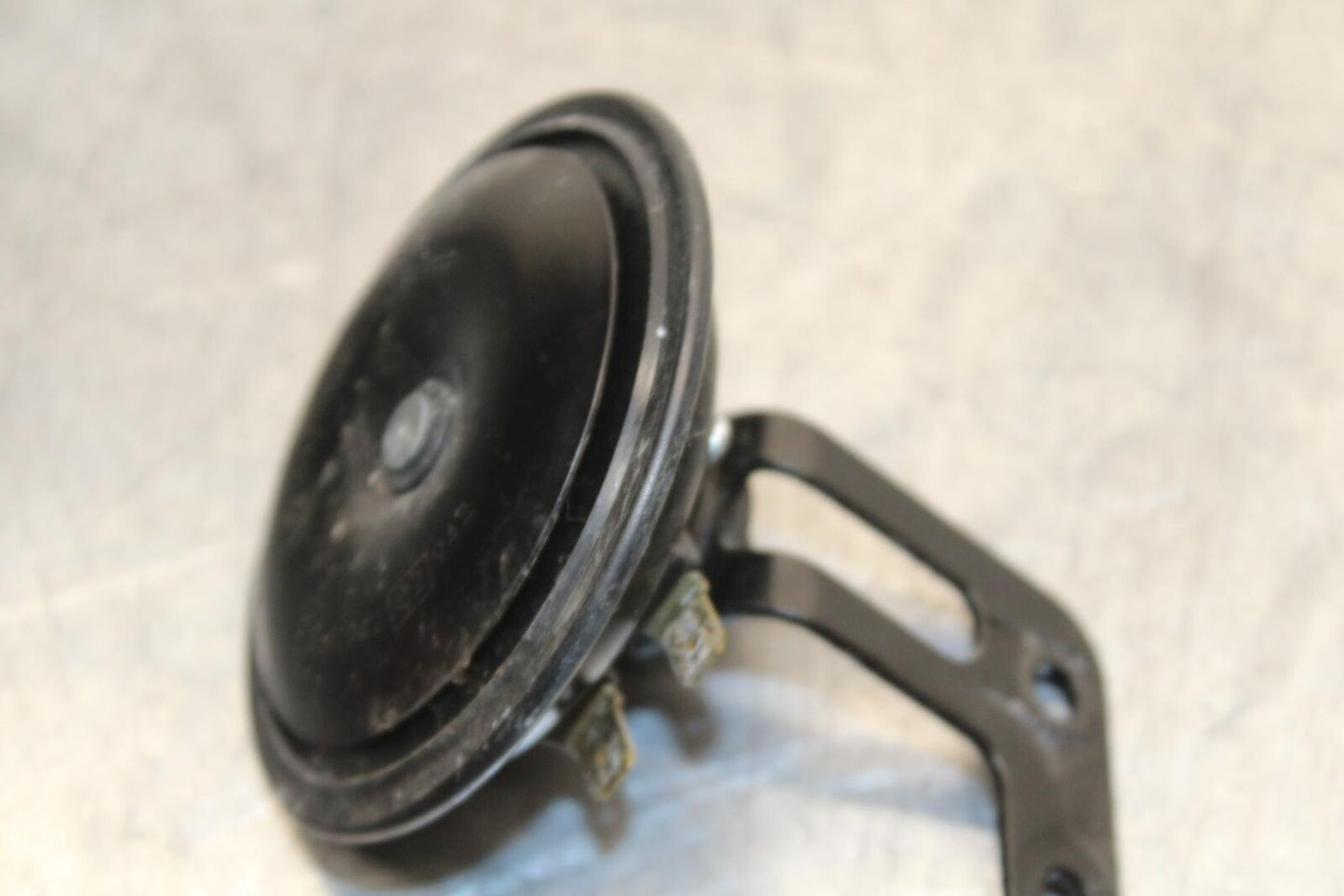 20 SUZUKI GSXR 1000 HORN SIGNAL BB597