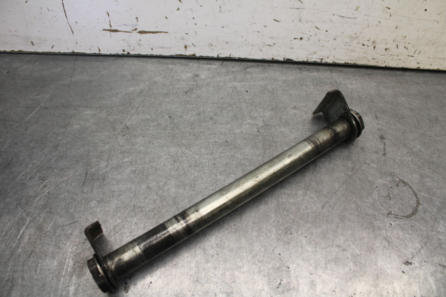 06-07 DUCATI MONSTER 695 REAR AXLE BACK WHEEL RIM PIVOT BOLT AXEL BB674