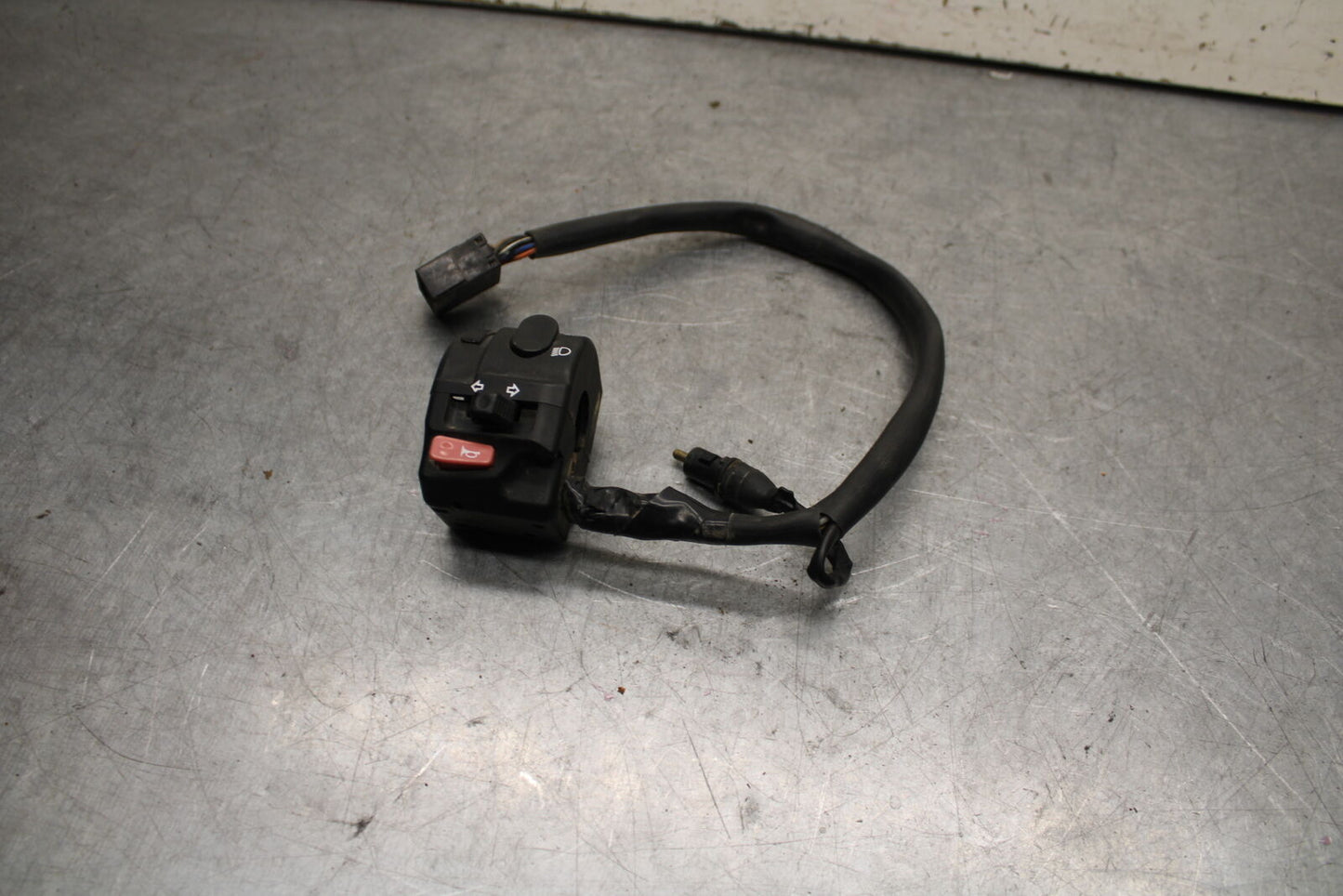 09-11 TRIUMPH DAYTONA 675 LEFT CLIP ON HANDLE HORN SIGNALS SWITCH SWITCHES BB652