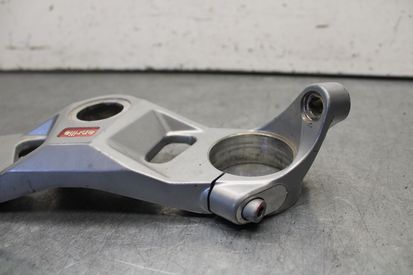 20-23 APRILIA RS660 FORKS UPPER TRIPLE TREE CLAMP BB643