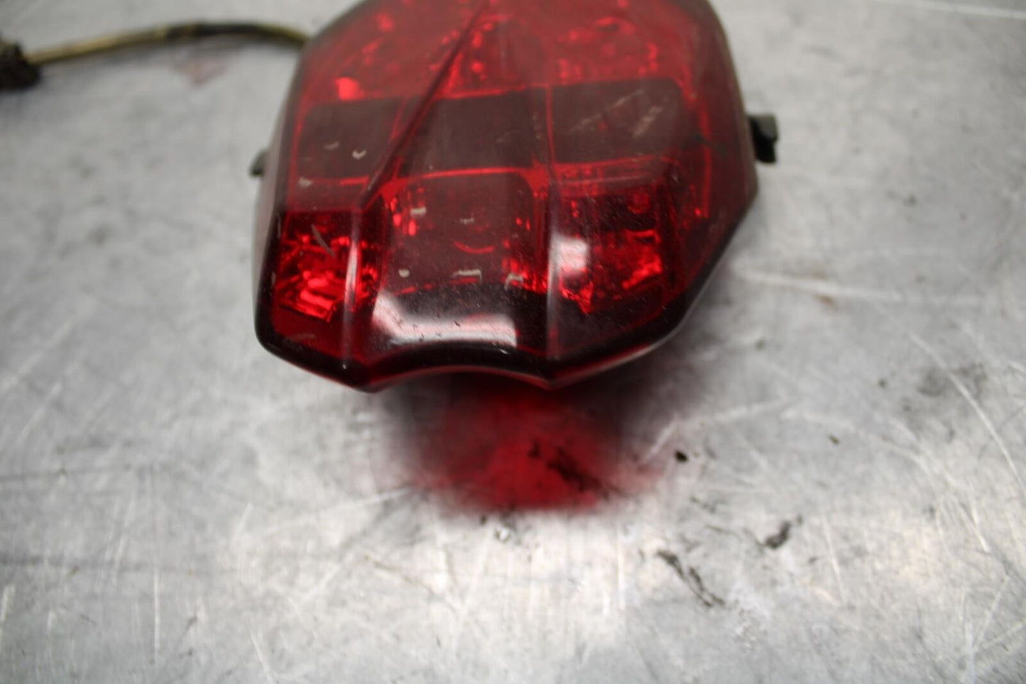 14-15 TRIUMPH STREET TRIPLE R REAR TAIL TAILLIGHT BACK BRAKE LIGHT BB441