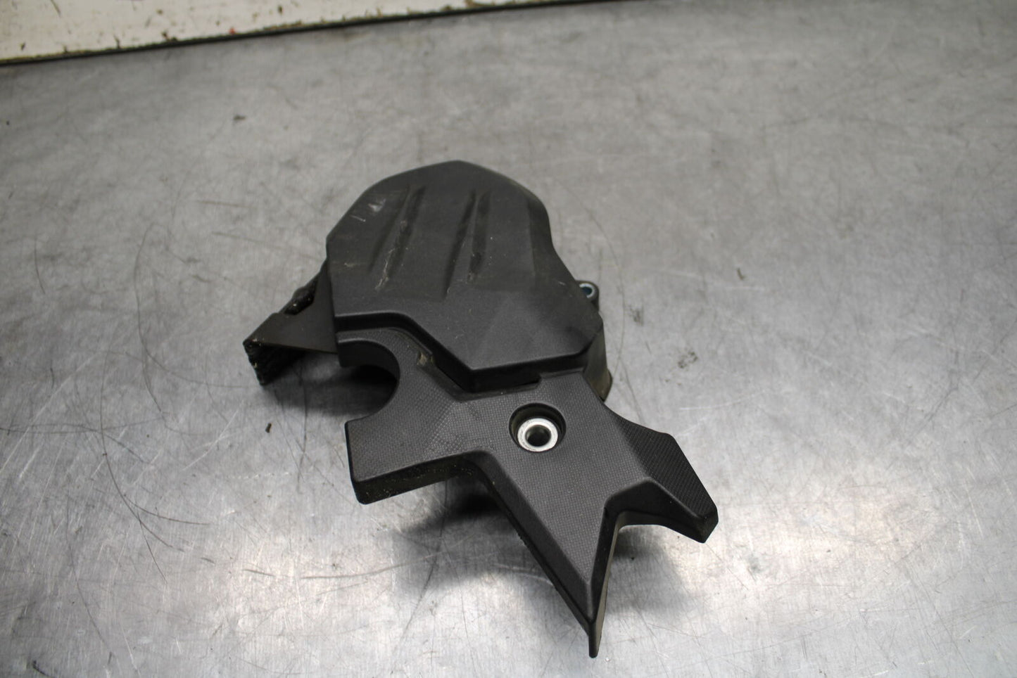 19-22 KAWASAKI Z400 ENGINE SPROCKET COVER BB738