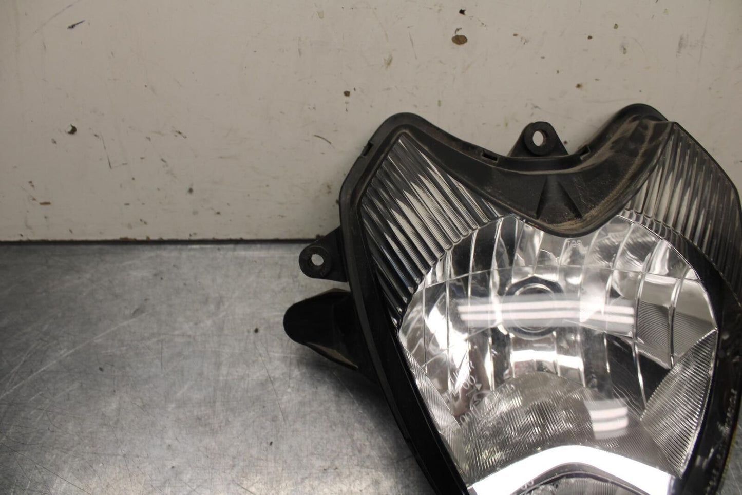 04-09 SUZUKI GS 500 FH GS500F FRONT HEADLIGHT HEAD LIGHT LAMP BB97