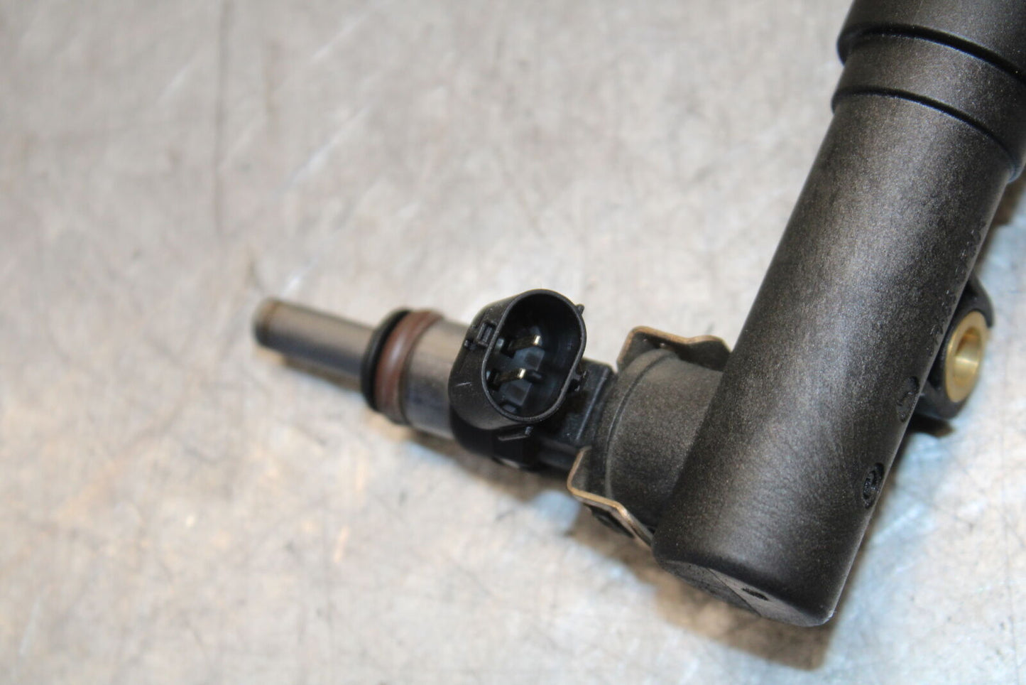 19-21 TRIUMPH SPEED TWIN 1200 MAIN FUEL INJECTORS BB653