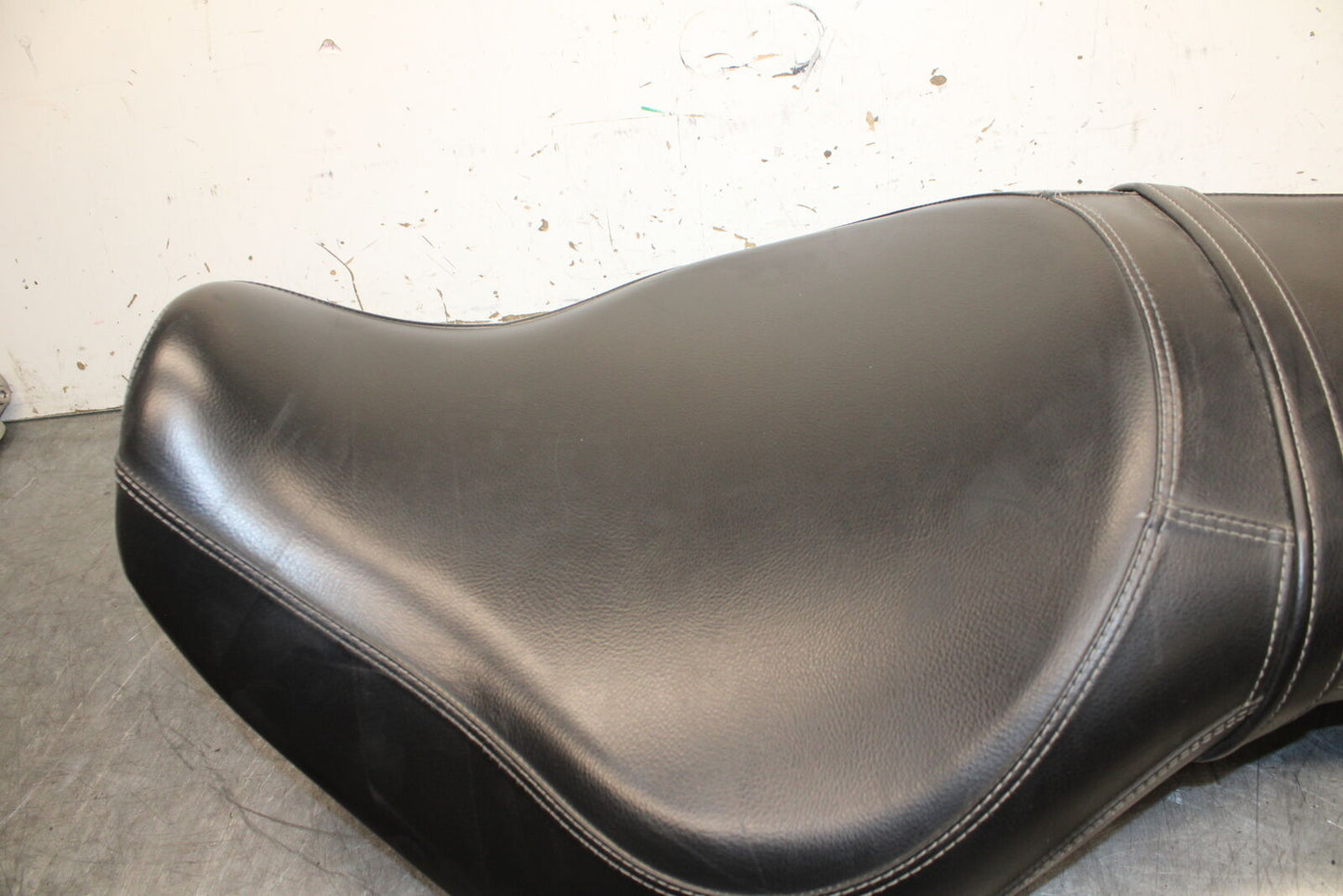 14-16 TRIUMPH AMERICA LT FRONT DRIVERS SEAT BB720