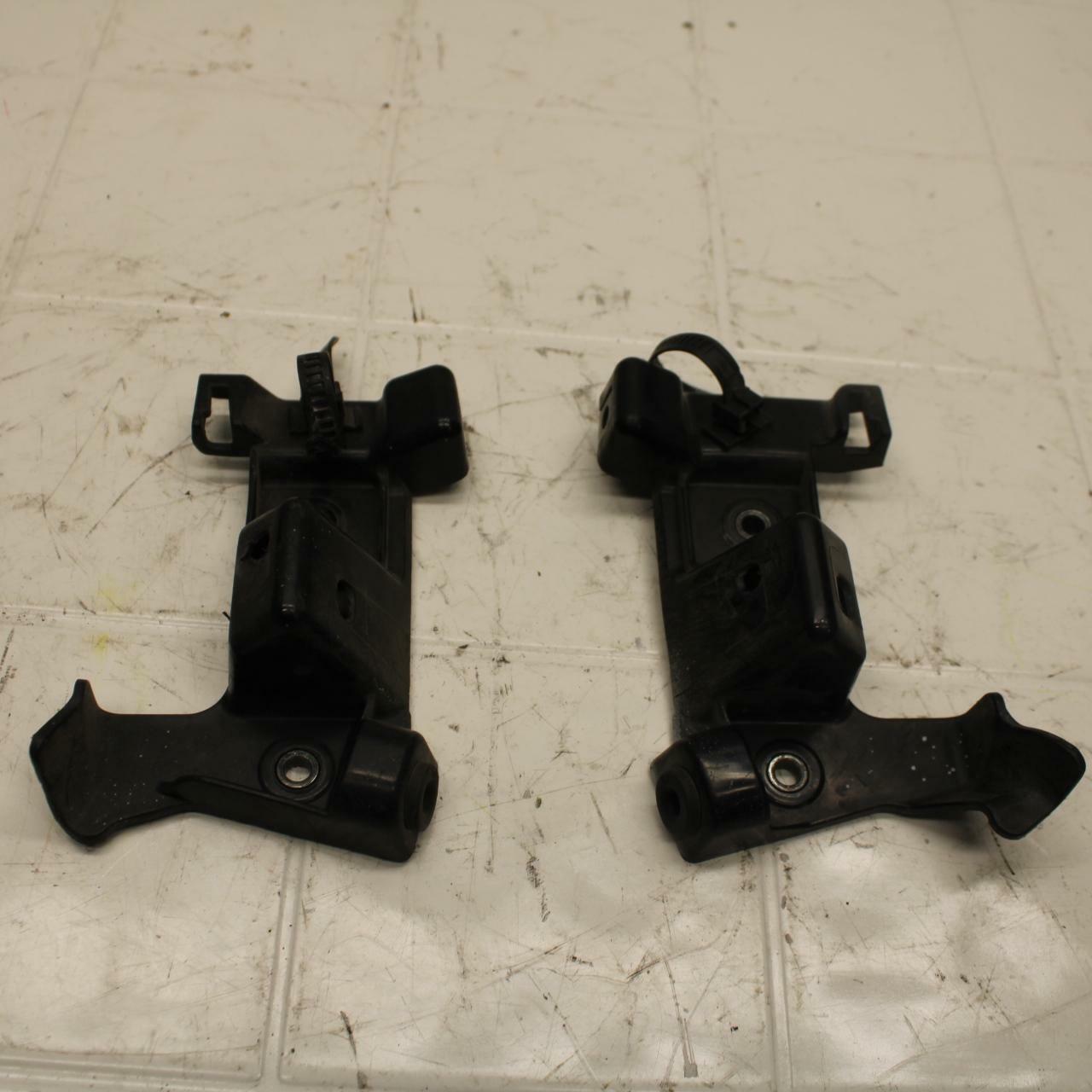 07 YAMAHA YZF R6 MID FAIRING STAY BRACKET BB284 B