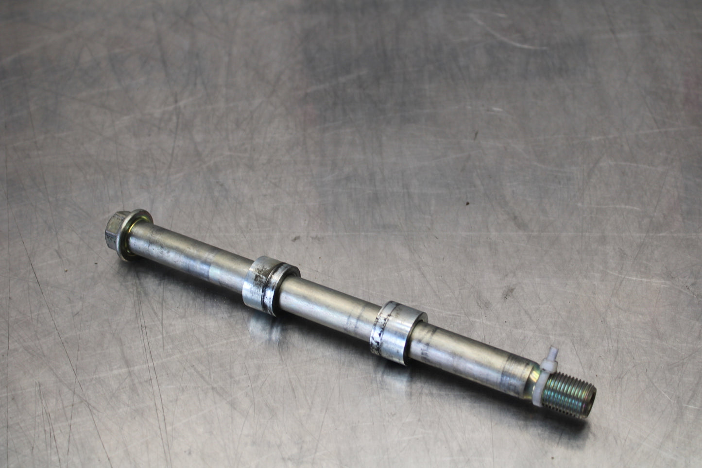 14-17 YAMAHA FZ07 FRONT WHEEL RIM AXLE PIVOT BOLT BB162