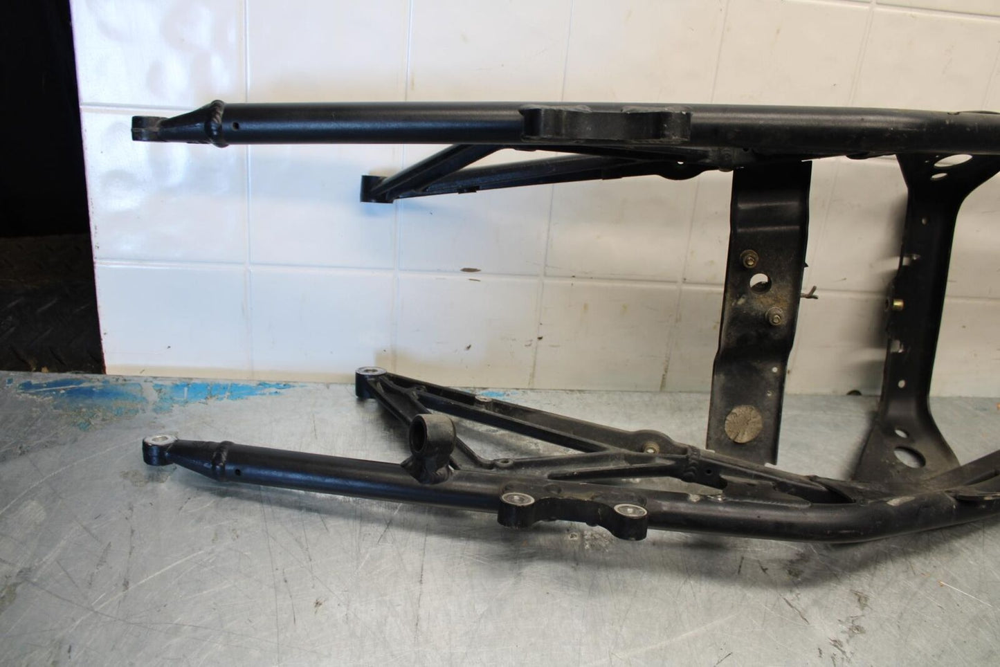 2006 Triumph Daytona 675 Triple REAR SUBFRAME BACK SUB FRAME BB434