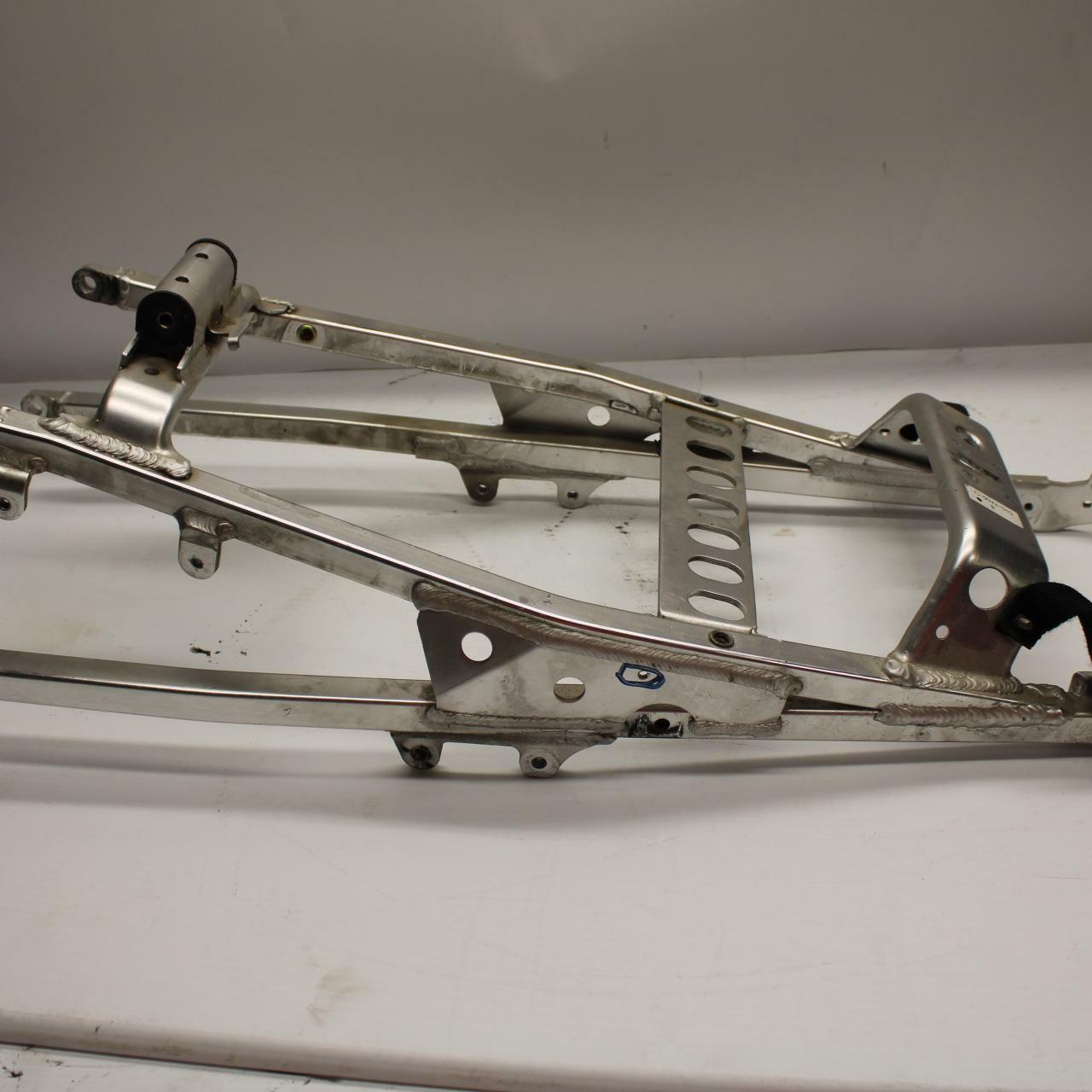 99 YAMAHA YZF R6 REAR SUBFRAME BACK SUB FRAME 5EB-21190-01-00 BB246
