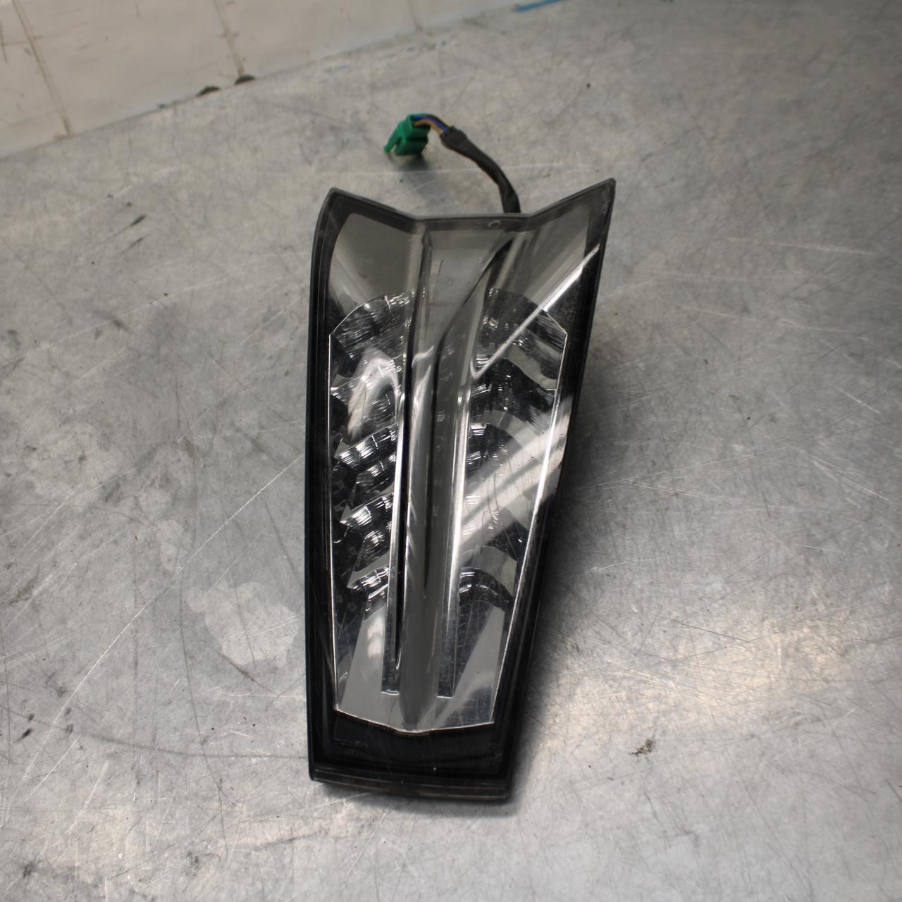 18 KTM RC 390 REAR TAIL TAILLIGHT BACK BRAKE LIGHT BB442