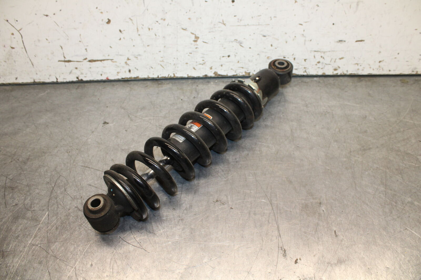 19-22 KAWASAKI Z400 REAR BACK SHOCK ABSORBER SUSPENSION BB738